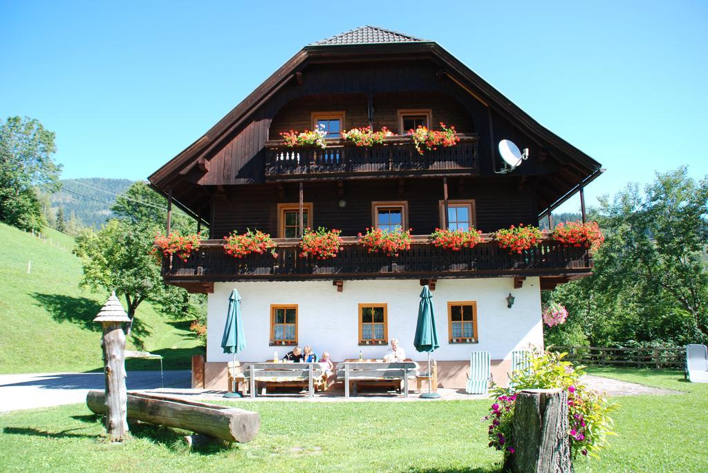 Ferienwohnung Lahnerhof Arriach Bagian luar foto